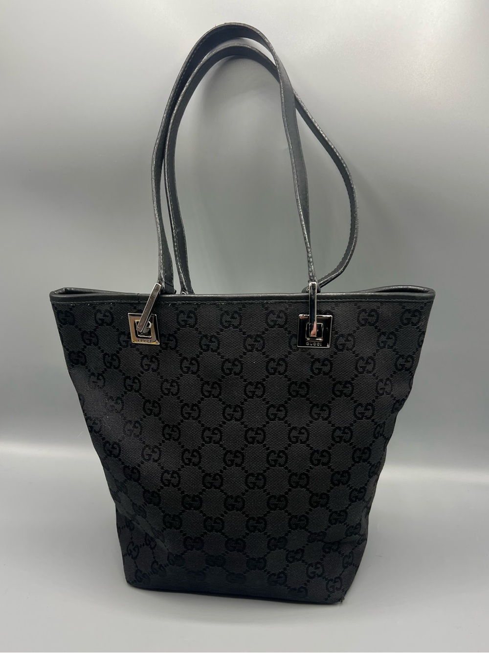 Gucci Black Signature Small Tote - Picture 2 of 11